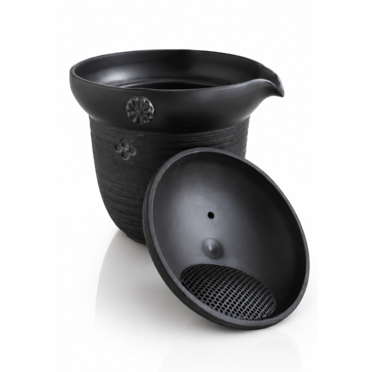 Tenro Black Teapot with Built-in Mesh Filter Lid — Tokoname Kyusu