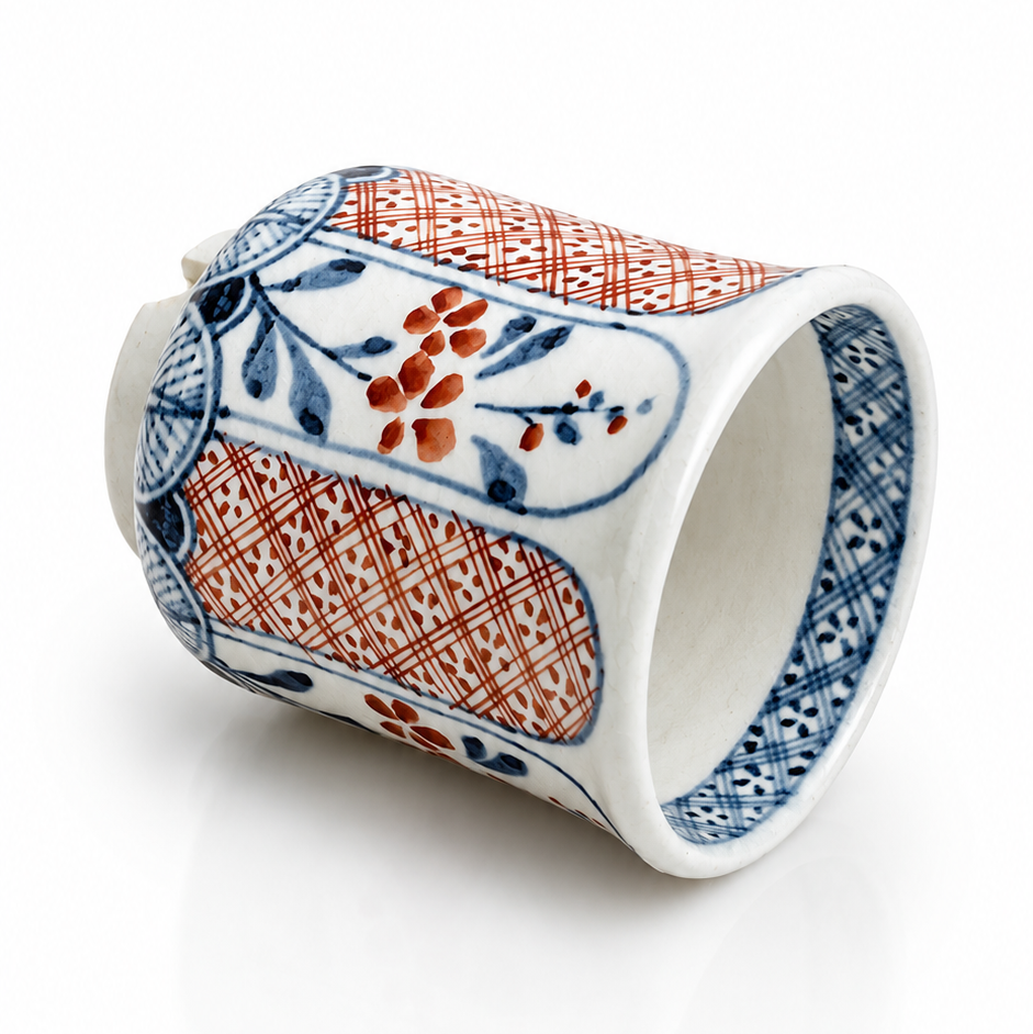 Japanese porcelain yunomi with floral decoration
Handmade Japanese