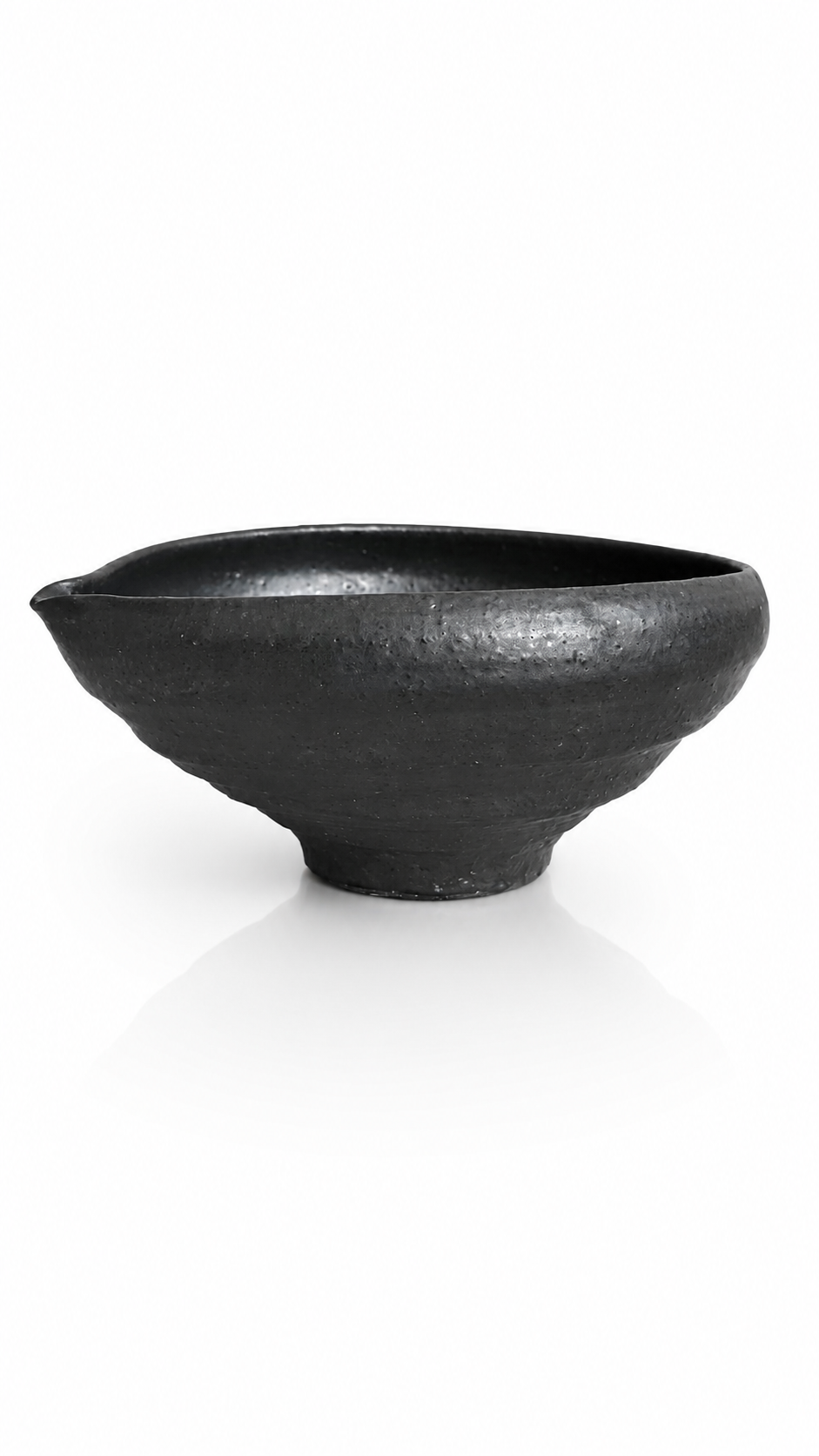 Charcoal Black Matcha Pouring Bowl — Katakuchi
