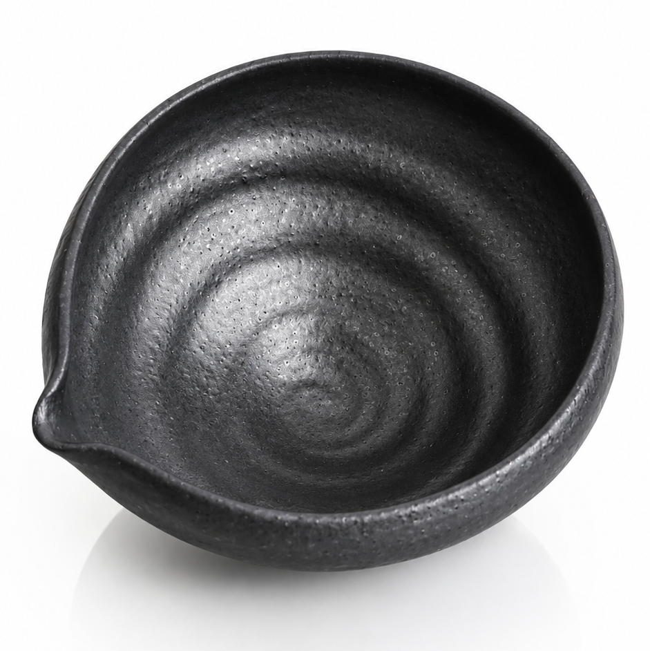 Charcoal Black Matcha Pouring Bowl — Katakuchi