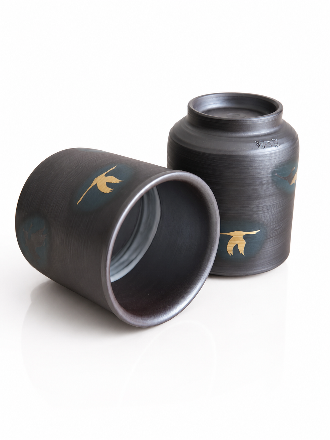Luxury Japanese yunomi in wooden gift box